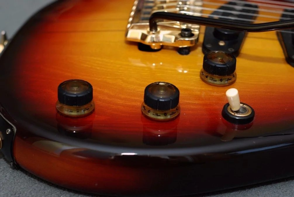 Mittel_Gitarre 340-5.jpg