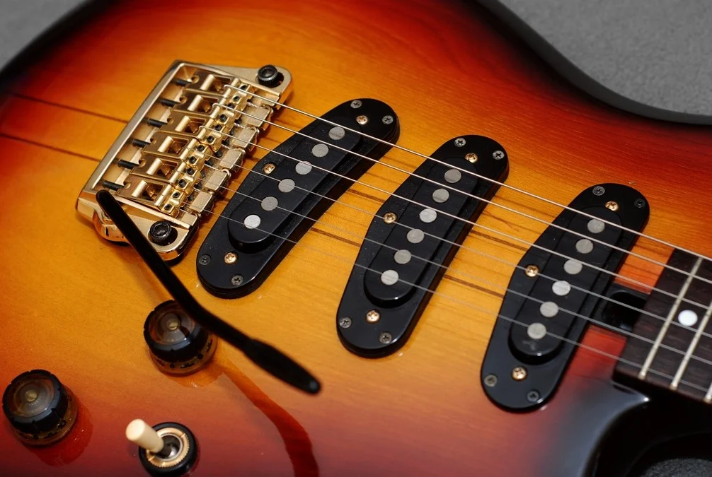 Mittel_Gitarre 340-7.jpg