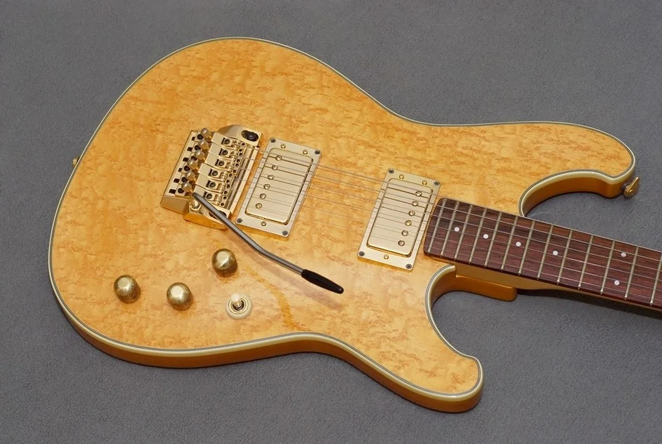 Mittel_Gitarre 344-03.jpg