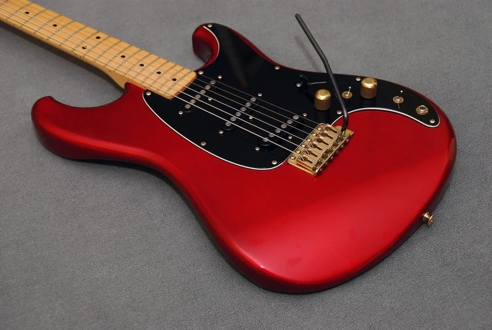 Mittel_Gitarre 353-08.jpg