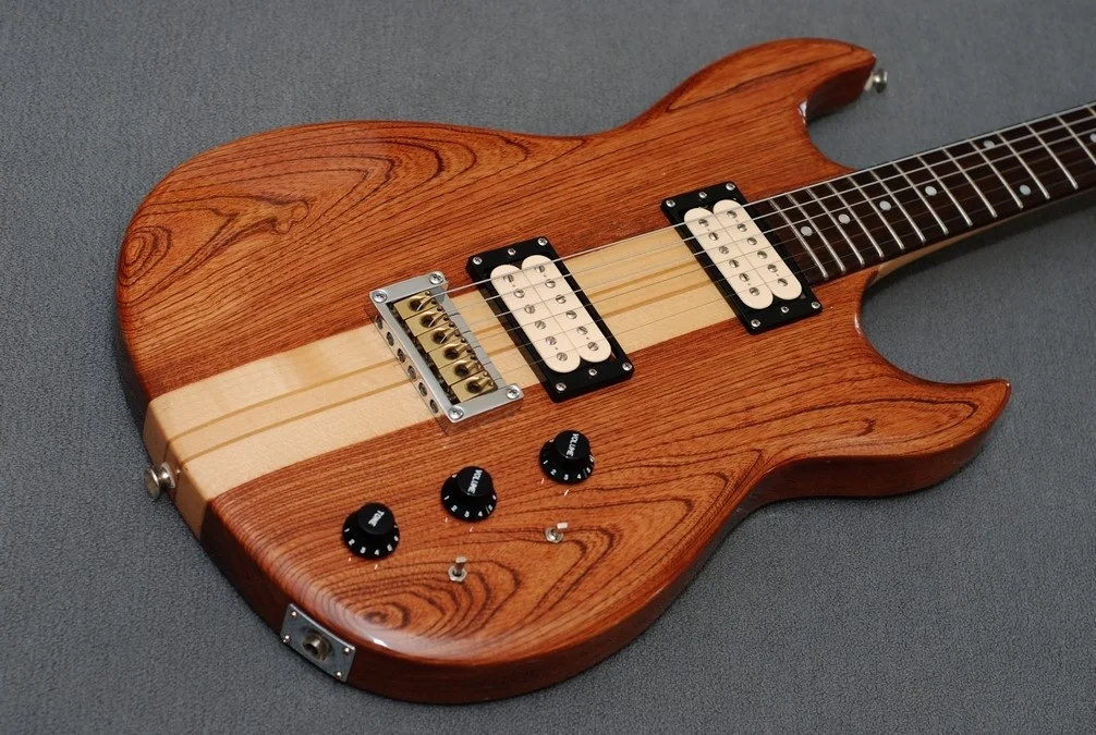 Mittel_Gitarre 368-03.jpg