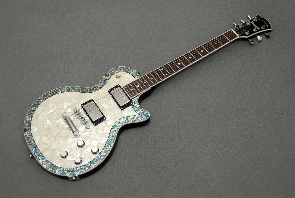Mittel_Gitarre 404-01.jpg