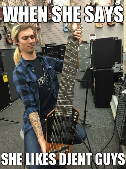 multi---string-guitar-intensifies_c_6432575.jpg