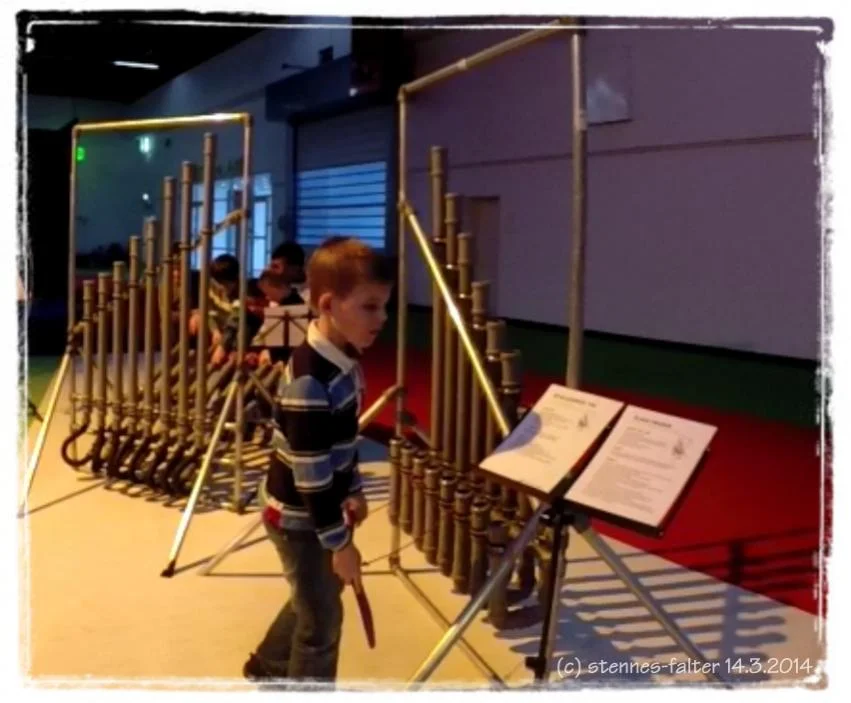 Musikmesse 2014 estfa GOPR0063 music4kids ss 0350R Rohre Bedienungsanleitung lesen.webp