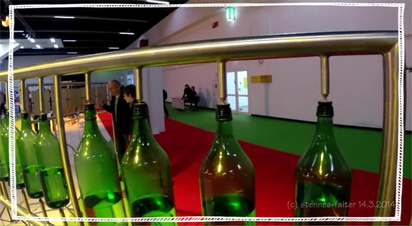 Musikmesse 2014 estfa GPR0061 music4kids ss 0151R Flaschophon Befestigung oben.webp