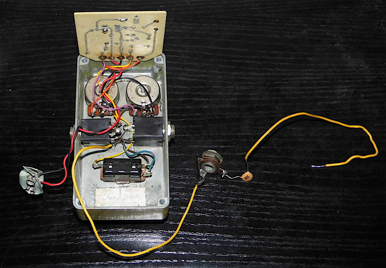 MXR Distortion+ open.png