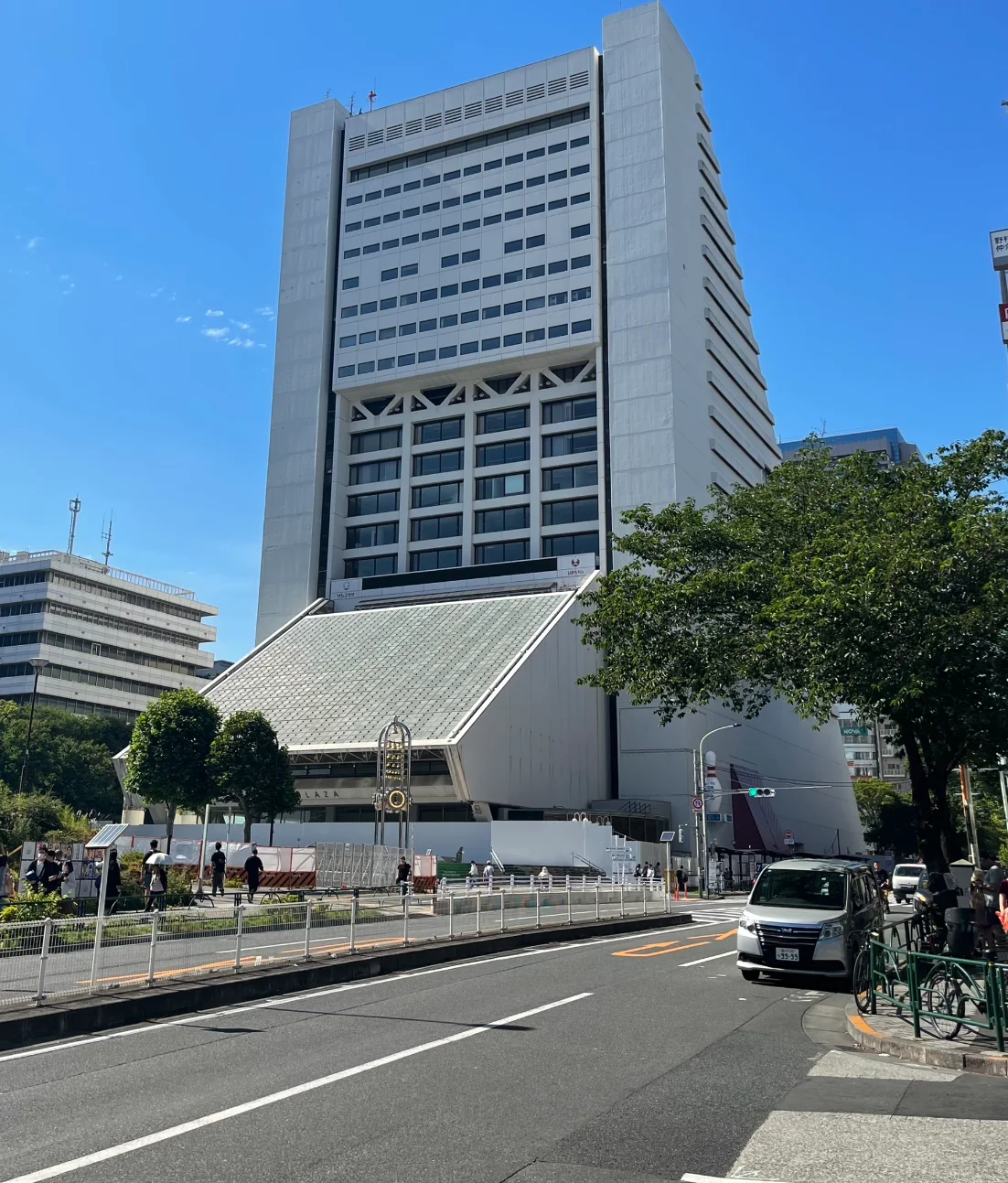 nakano-sunplaza-building.webp