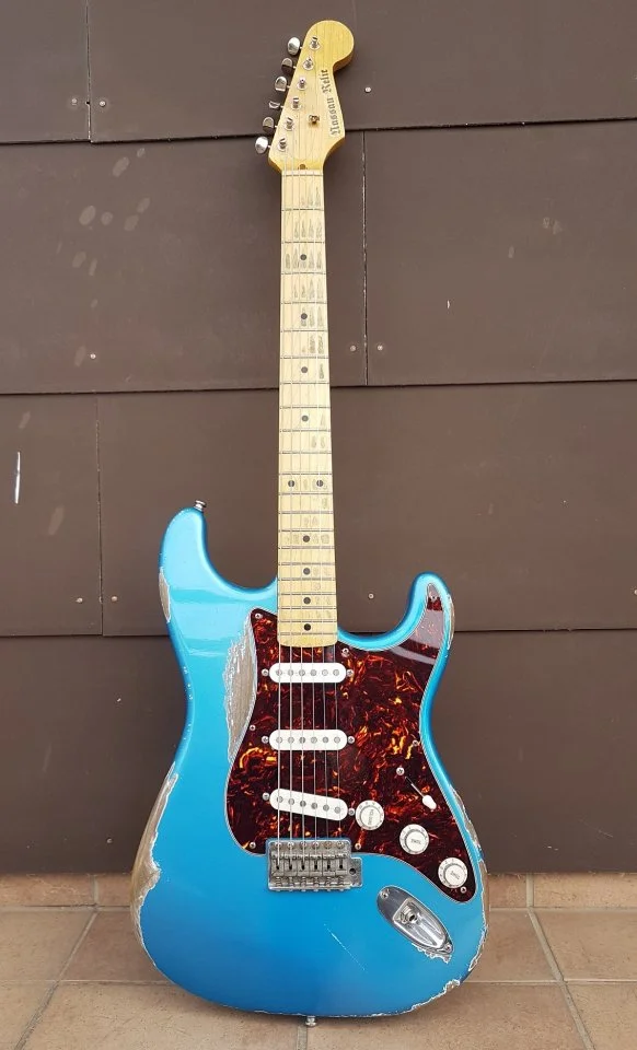 Nassau Relic Stratocaster Aged 002_K.jpg