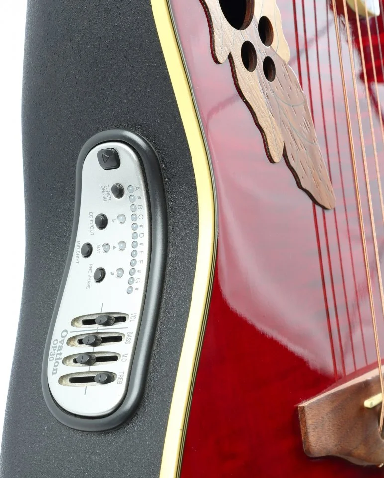 Ovation_04kl.webp