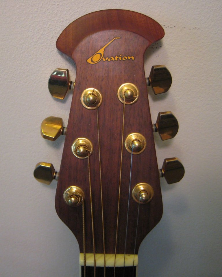 Ovation_Guitar_headstock.jpg