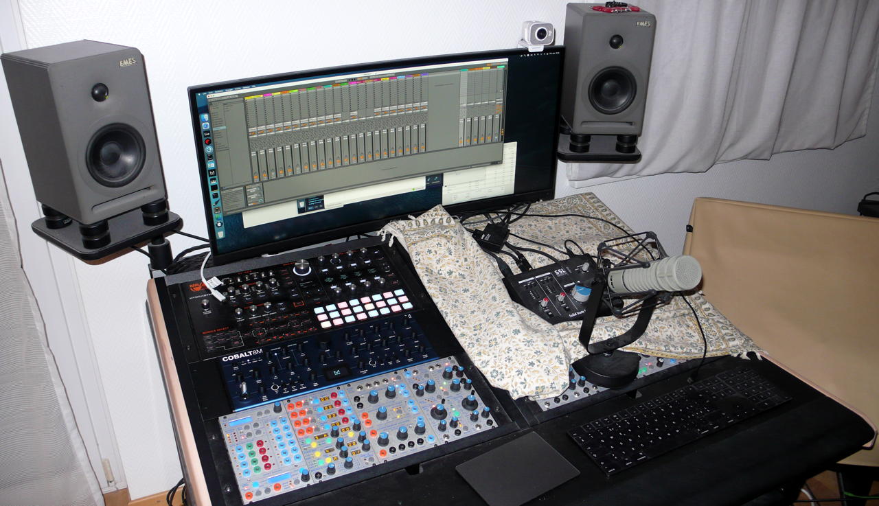 P1070130sc.jpg