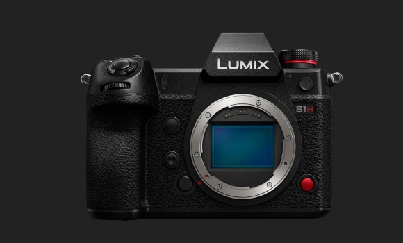 Panasonic Lumix S1H 2.jpg