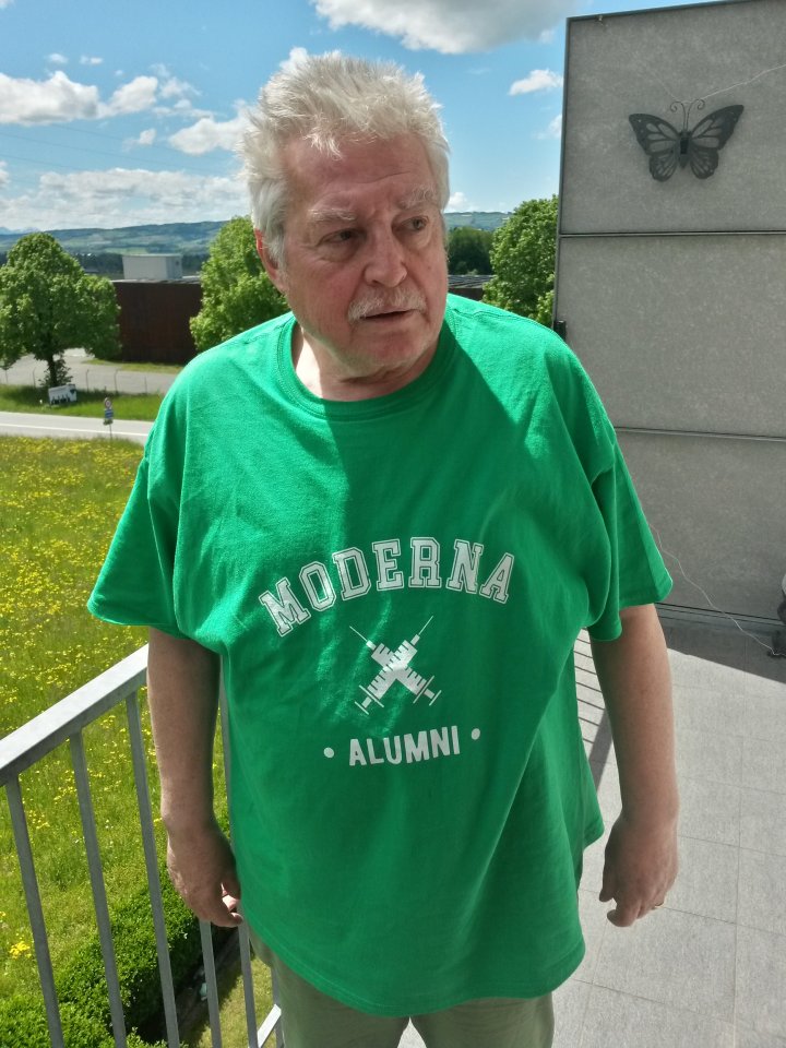 Pauls neuestes T-Shirt.jpg