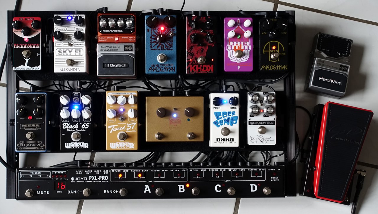 Pedalboard-08-2018.jpg