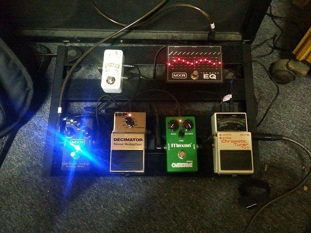 Pedalboard 18-02-19.jpg
