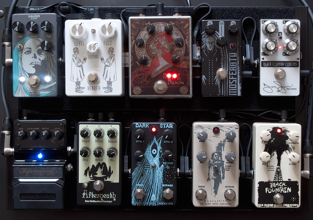 Pedalboard-B-4.jpg