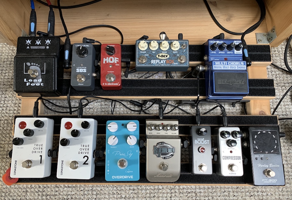 Pedalboard.jpeg