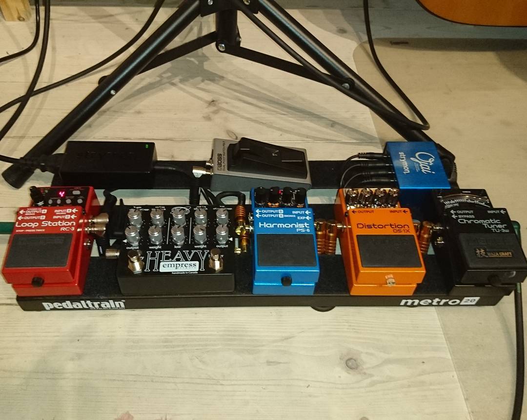 Pedalboard.jpg