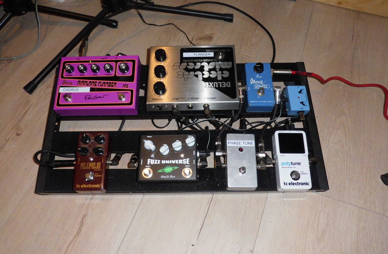 Pedalboard_September_2017_II.jpg