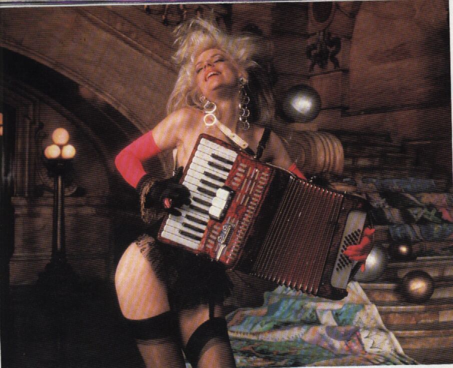 phoebelegere-garteredwithaccordion.jpg