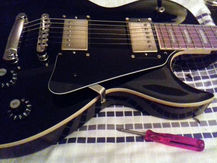 pickguard.jpg