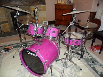 pink-premier-cabria-apk-drum-kit_360_f95da9628584485a12bb82807e9dafc4.jpg
