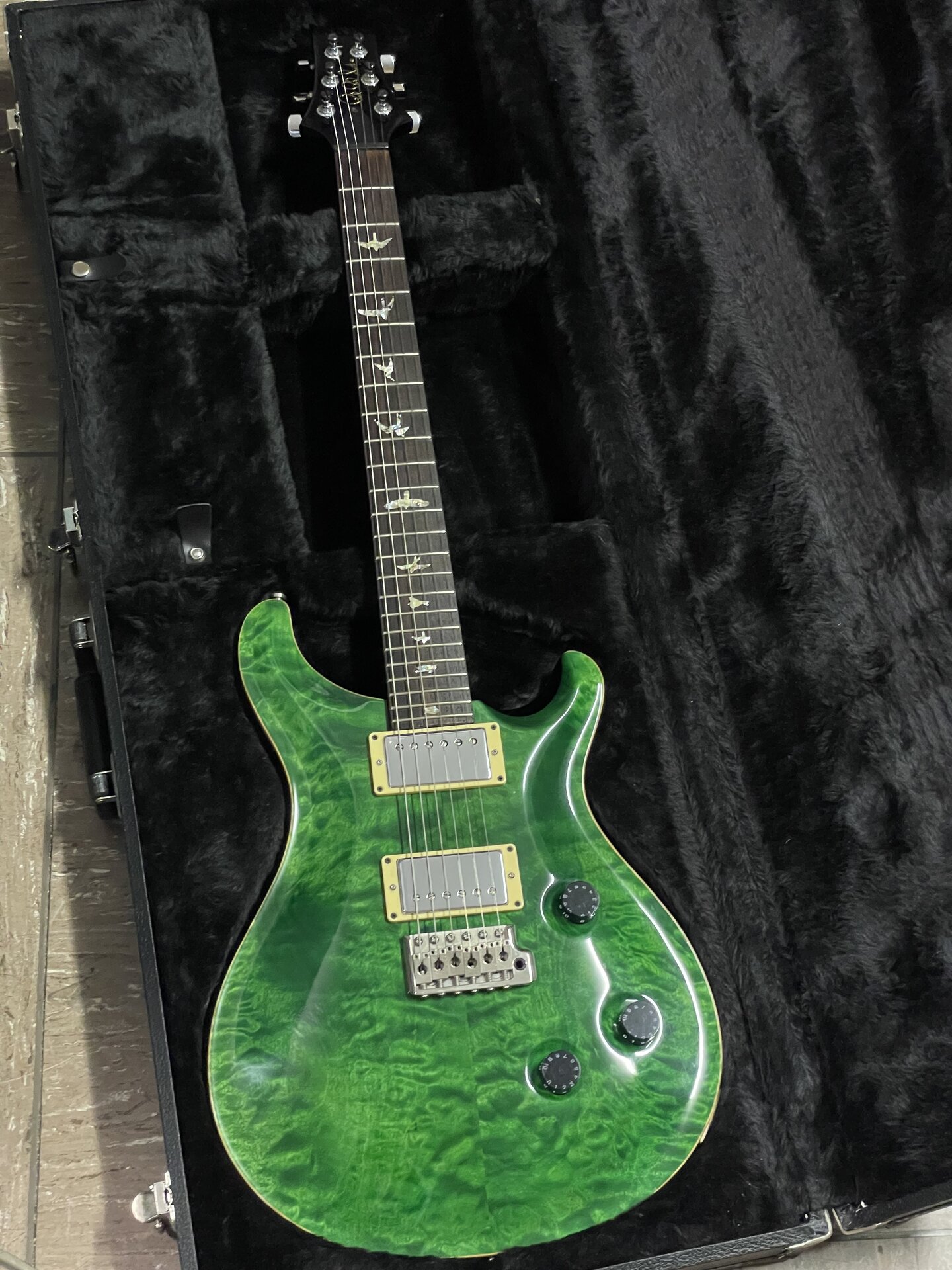 PRS Custom 24 - Emerald Green.jpg