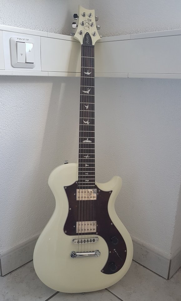 PRS SE Starla 01_F.jpg