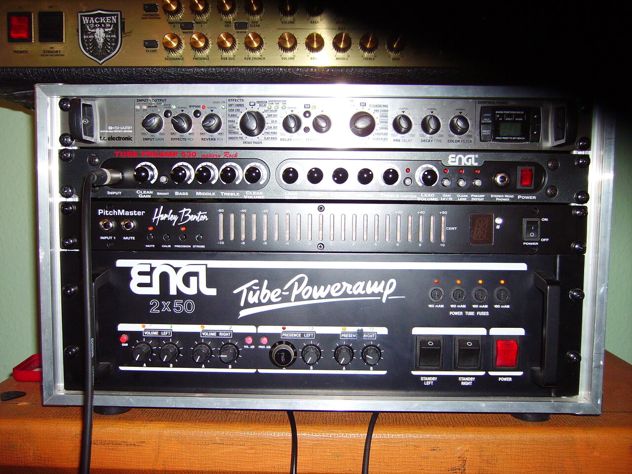 Rack mit Tuner.JPG