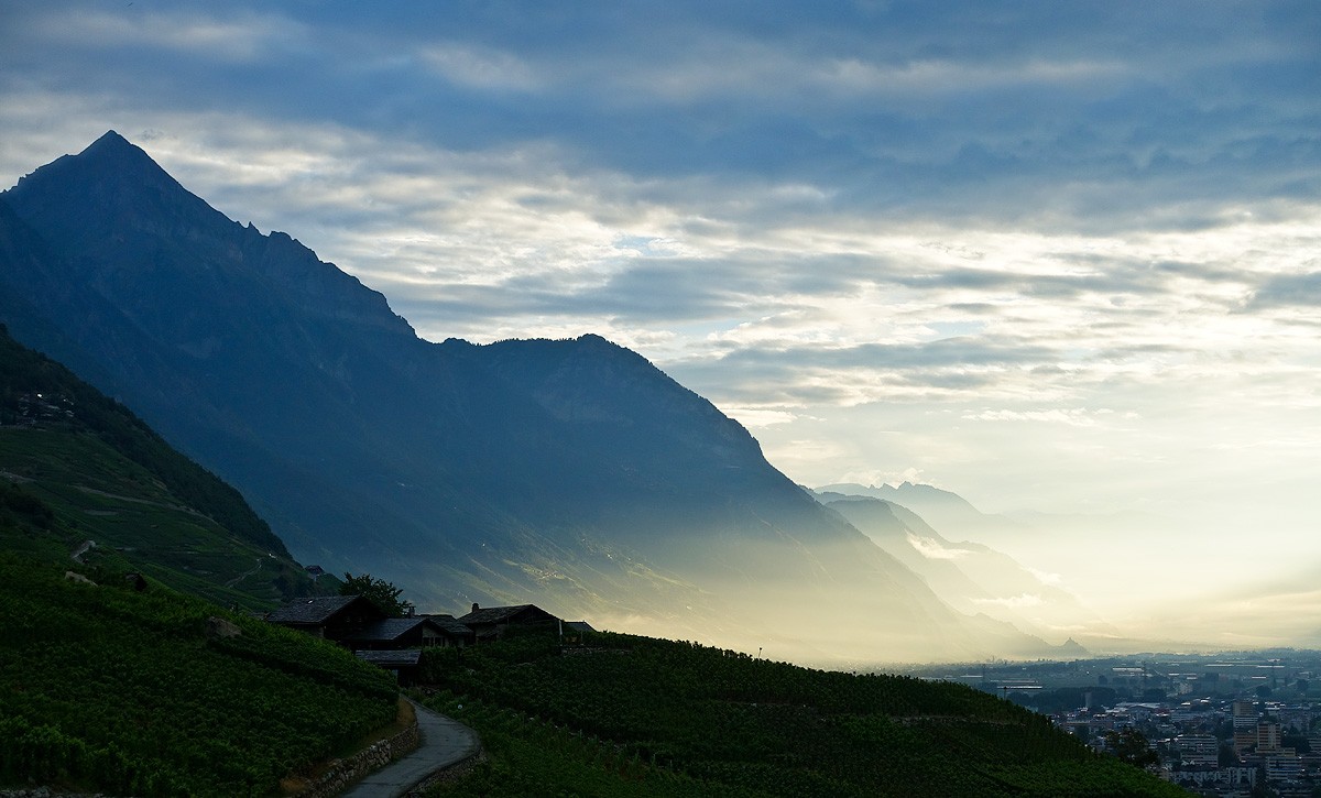 Rhone-Valley-Martigny.jpg