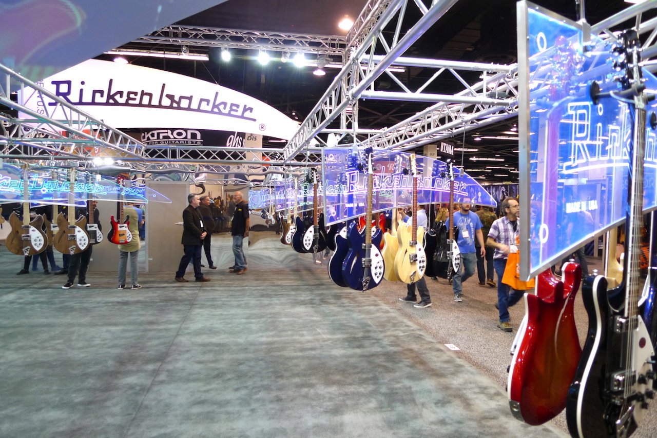 Rickenbacker2.JPG