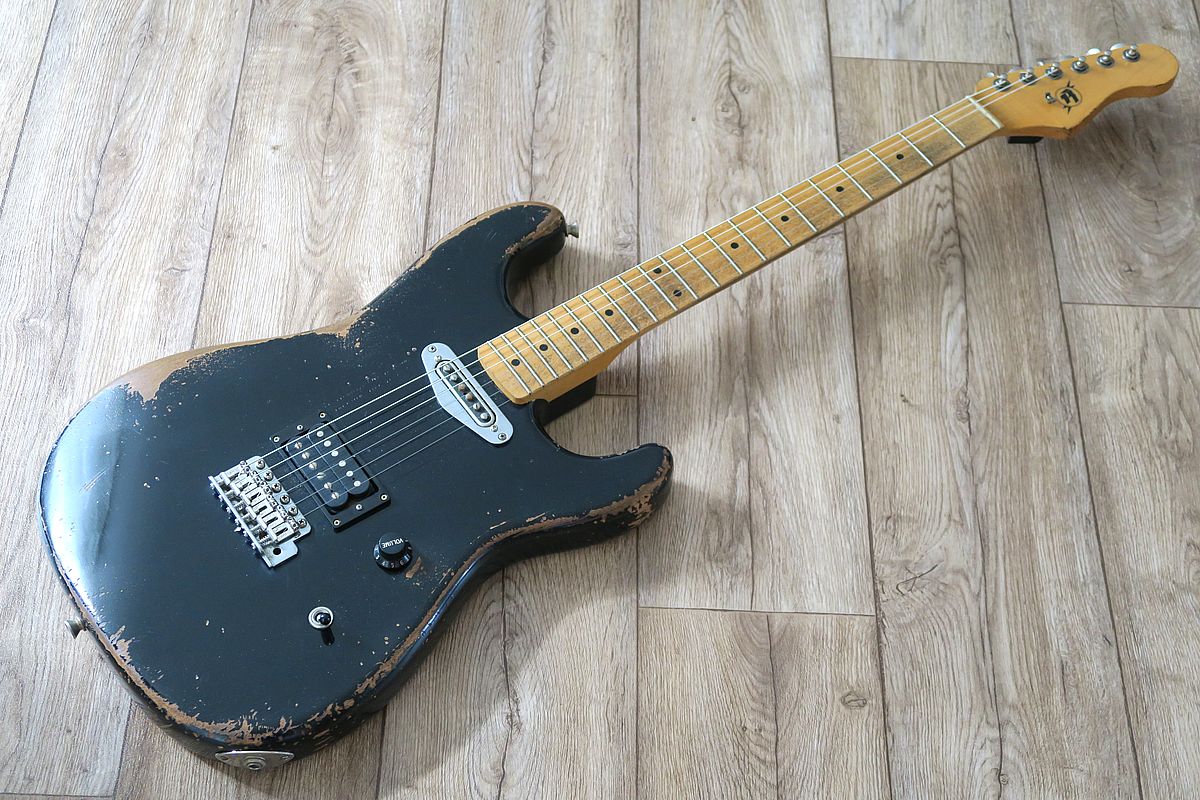 Rock N Roll Relics Blackmore.jpg