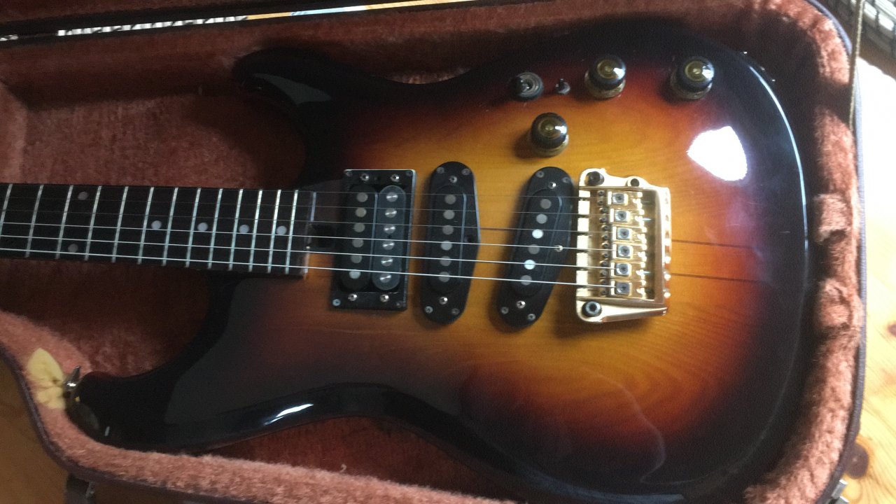 RS1500_3.JPG