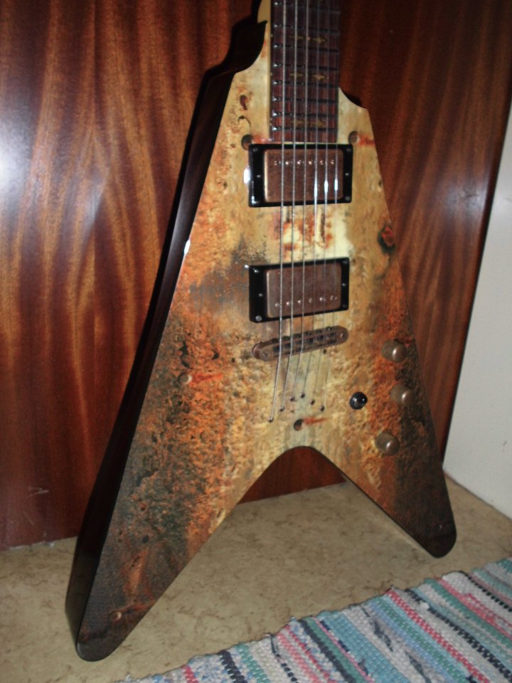 Schecter Diamond Series Apocalypse V-1_body_2.JPG