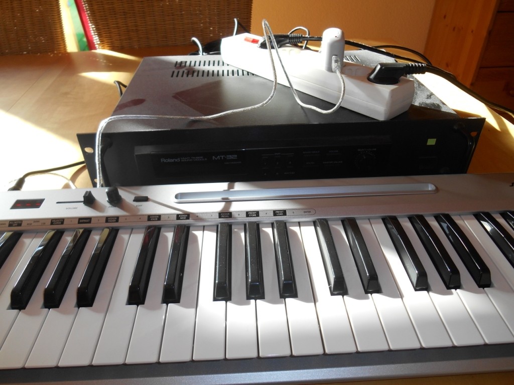 SEK-MT32.jpg