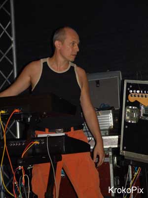 ShockProof_Hornbostel_2005_16.jpg