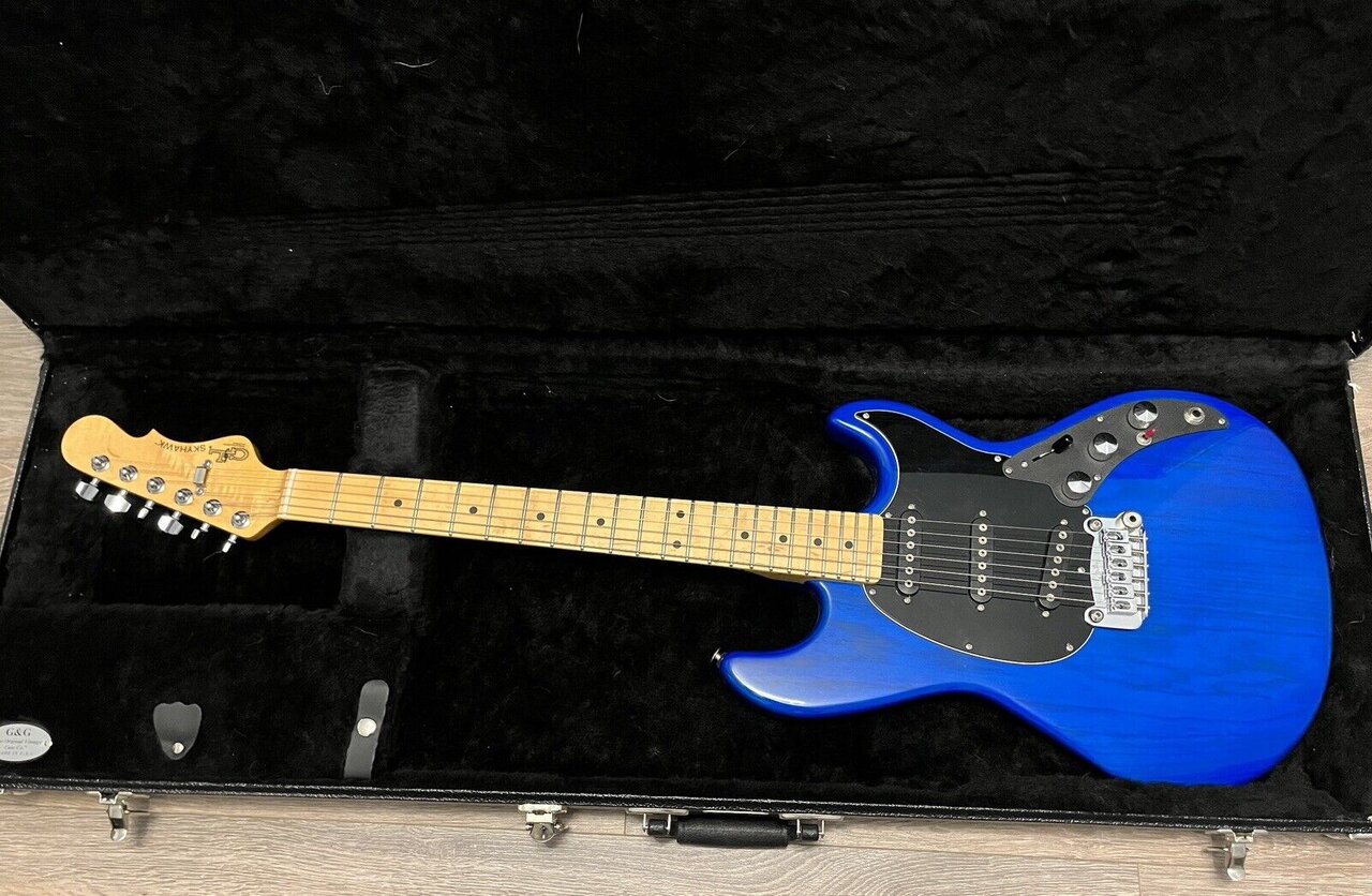 Skyhawk blau 1.jpg