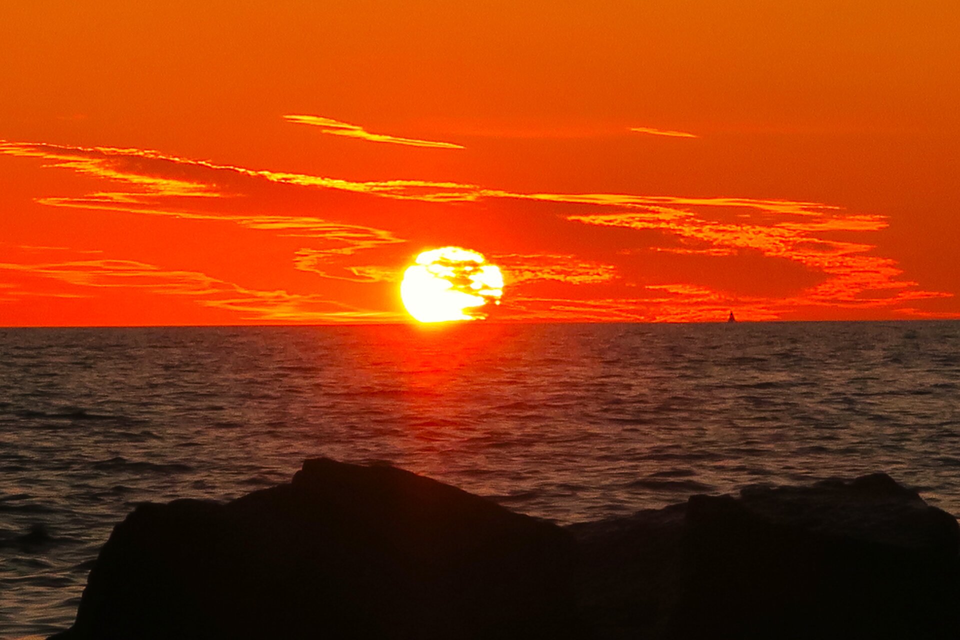Sonne_Meer_Segelboot.JPG