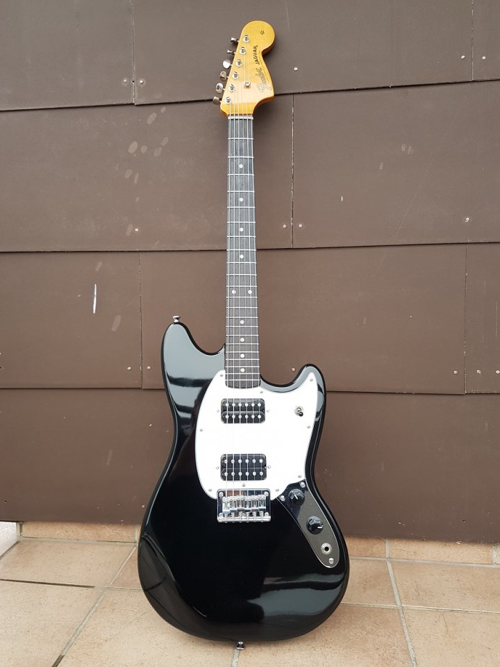 Squier Bullet Mustang 001_K.jpg