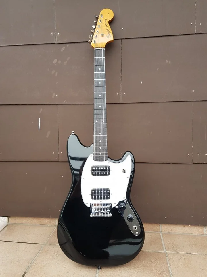 Squier Bullet Mustang 001_K.jpg