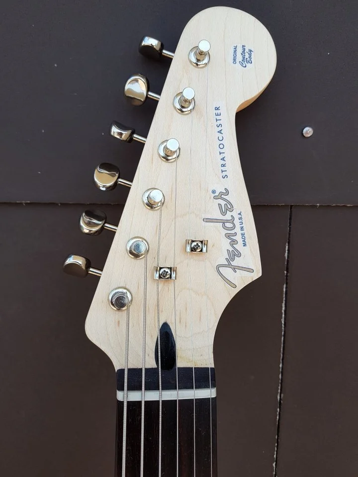 Squier Bullet Strat HT 002_K.jpg