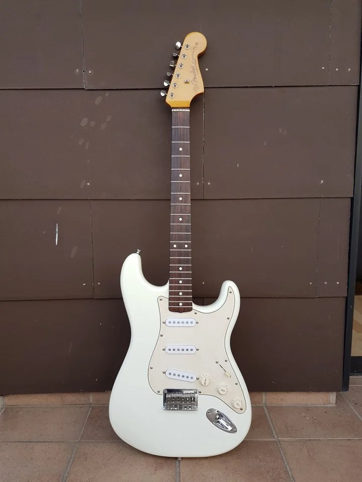 Squier Bullet Strat HT 008_K.jpg