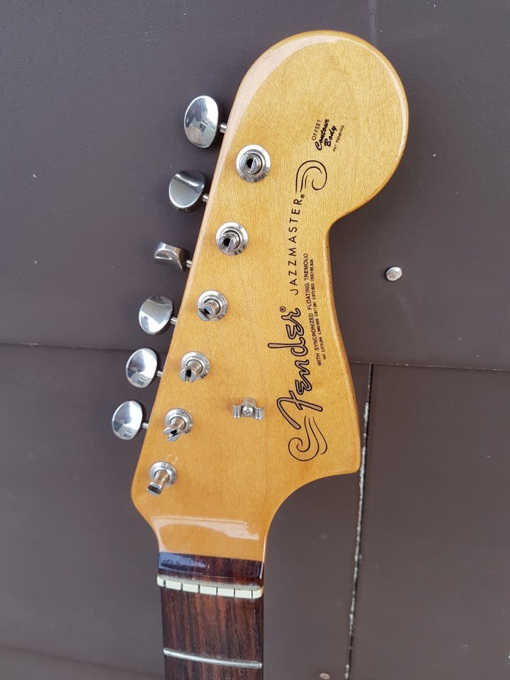 Squier Bullet Strat HT 009_K.jpg