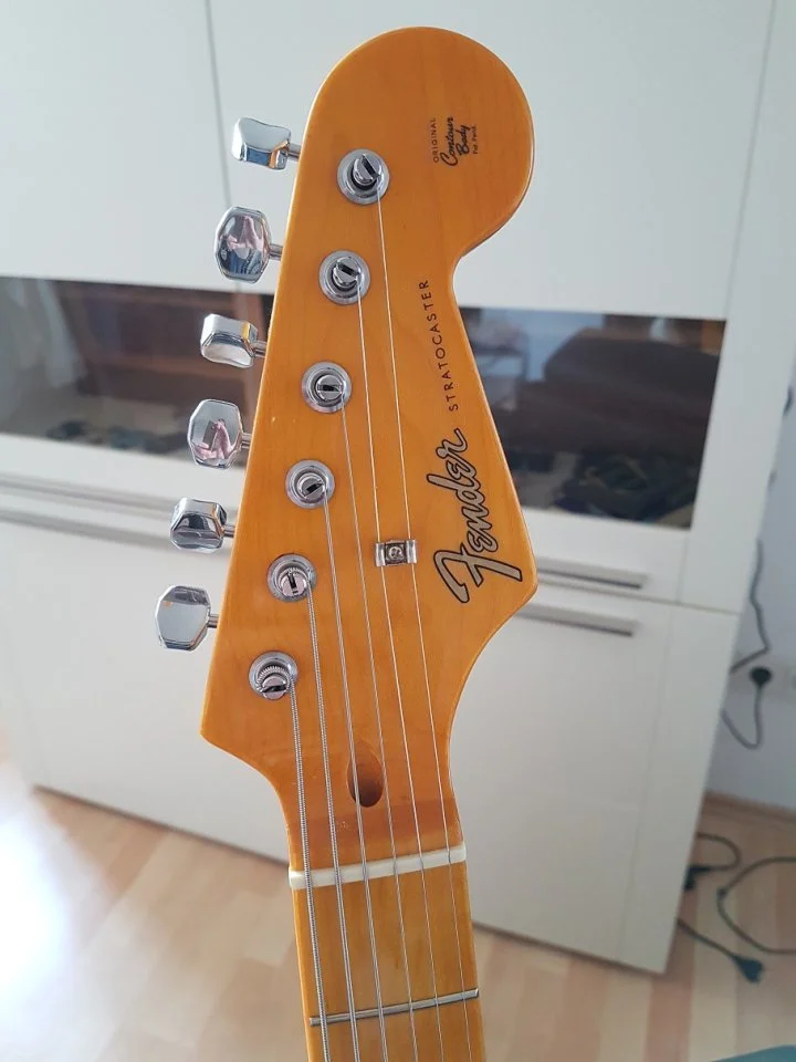 Squier Bullet Strat HT 015_K.jpg