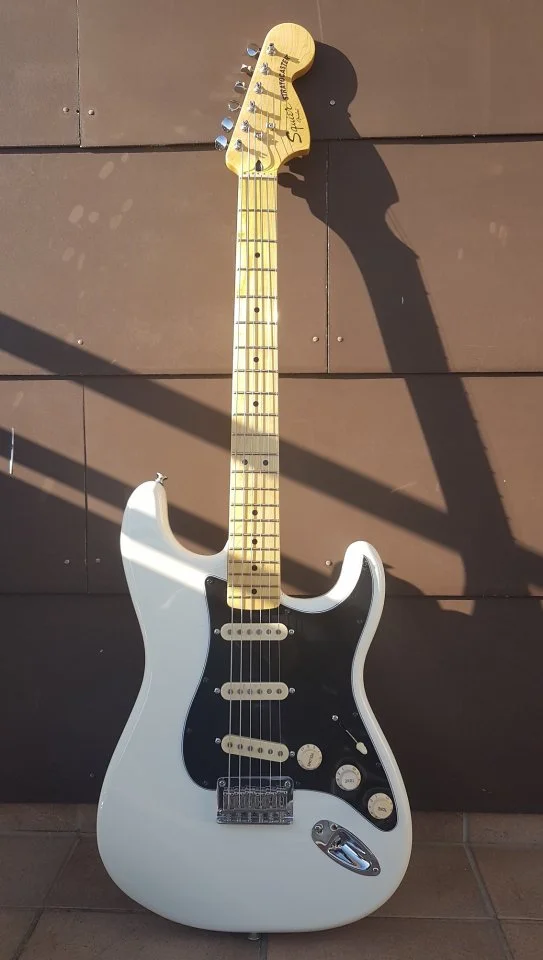 Squier Bullet Strat HT 018_K.jpg