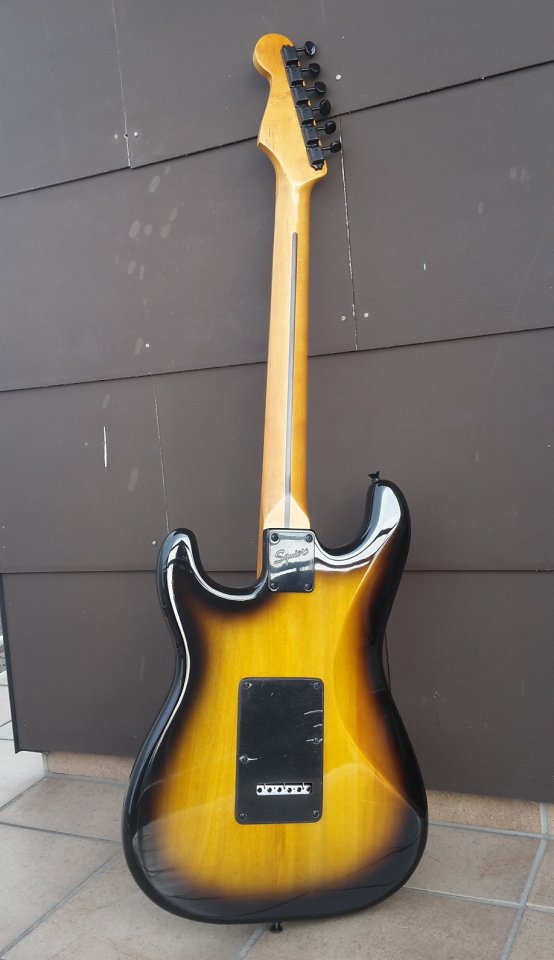 Squier Bullet Strat Neck 007_K.jpg