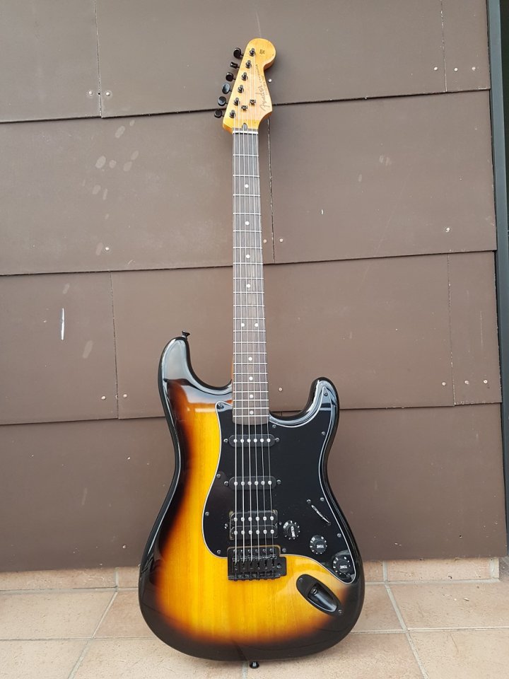 Squier Bullet Strat Neck 009_K.jpg