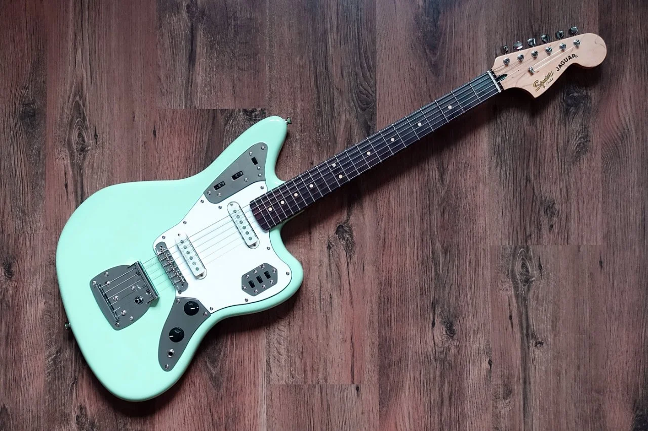 Squier-Jaguar.jpg