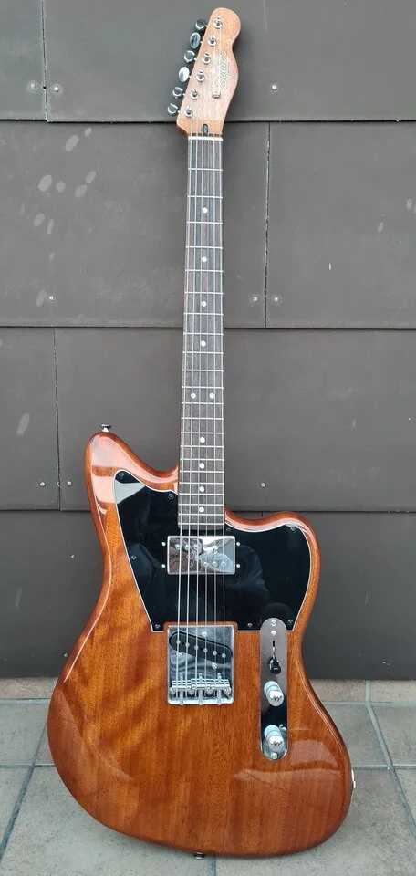 Squier Jazzcaster 01_K.webp