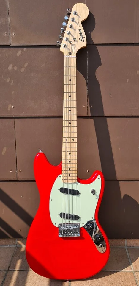 Squier Mustang Sonic 01_K.webp